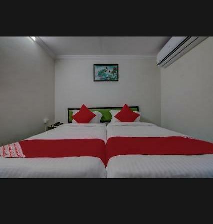 Anupama Hotel Visakhapatnam Zewnętrze zdjęcie